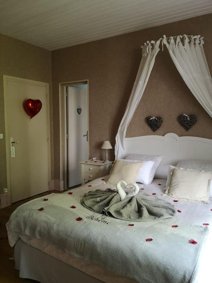 La Boheme Bed & Breakfast Francastel Exterior foto