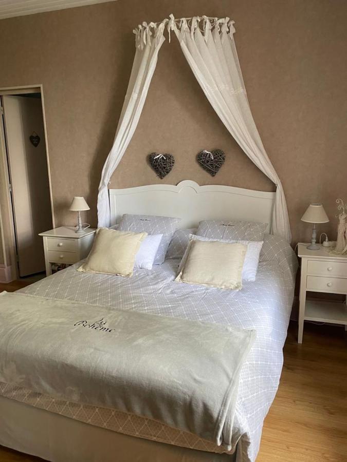 La Boheme Bed & Breakfast Francastel Exterior foto